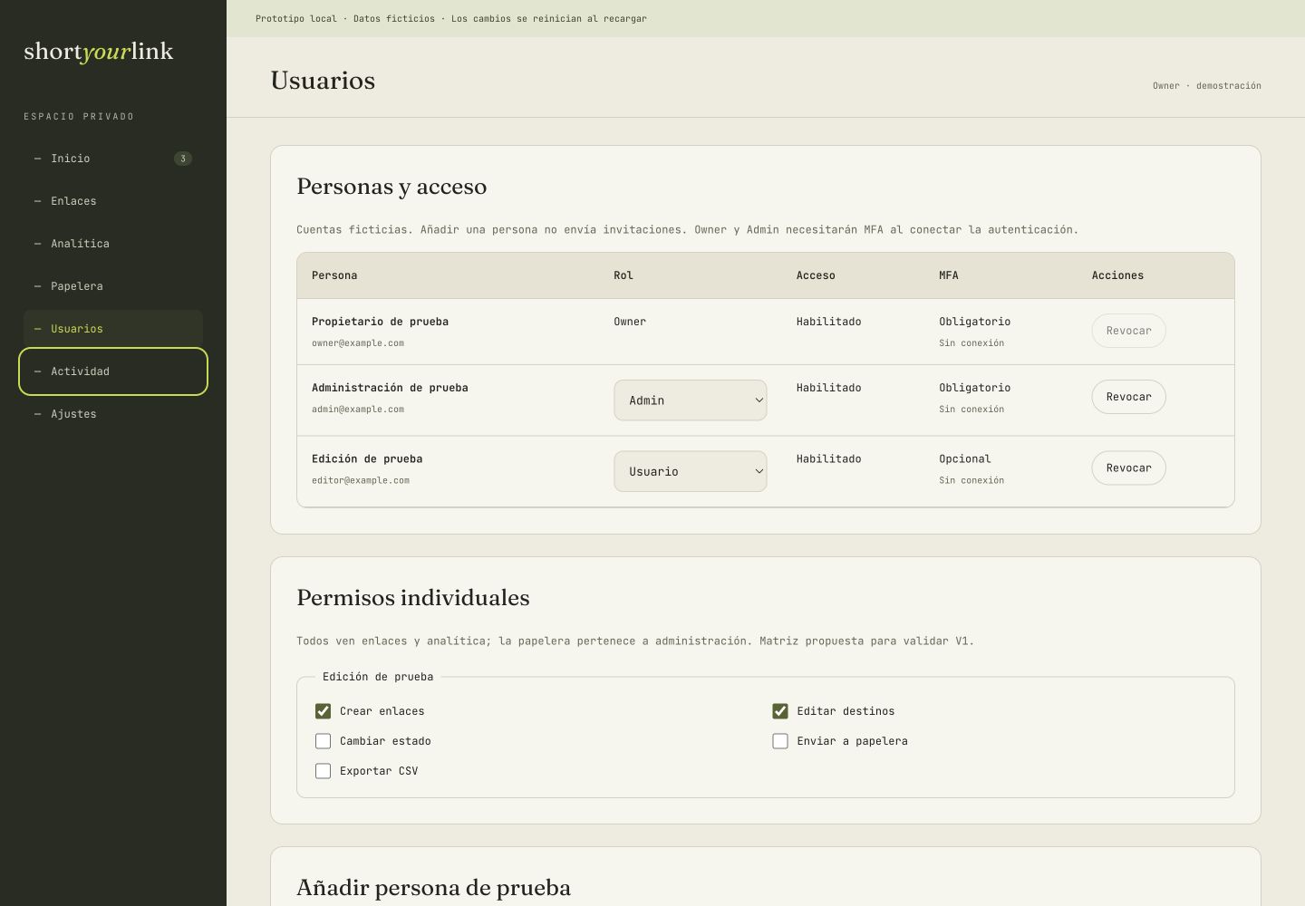 Interfaz de shortyourlink para gestionar usuarios y permisos